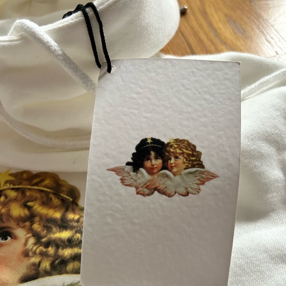 Fiorucci cropped white hoodie with angel's graphic NWT - Picture 3 of 4